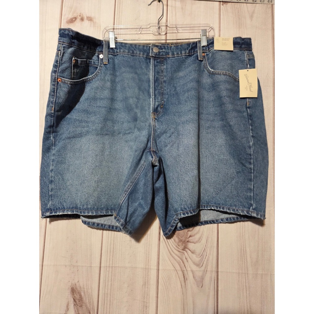 Universal Thread Womens 90s Baggy Bermuda Denim Shorts Blue Size 22 NWT